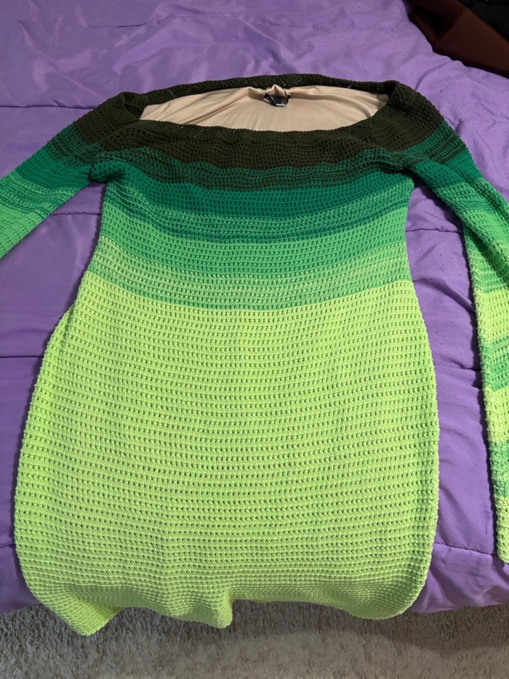 Fashion Nova Green Ombre Long Sleeve Midi Dress